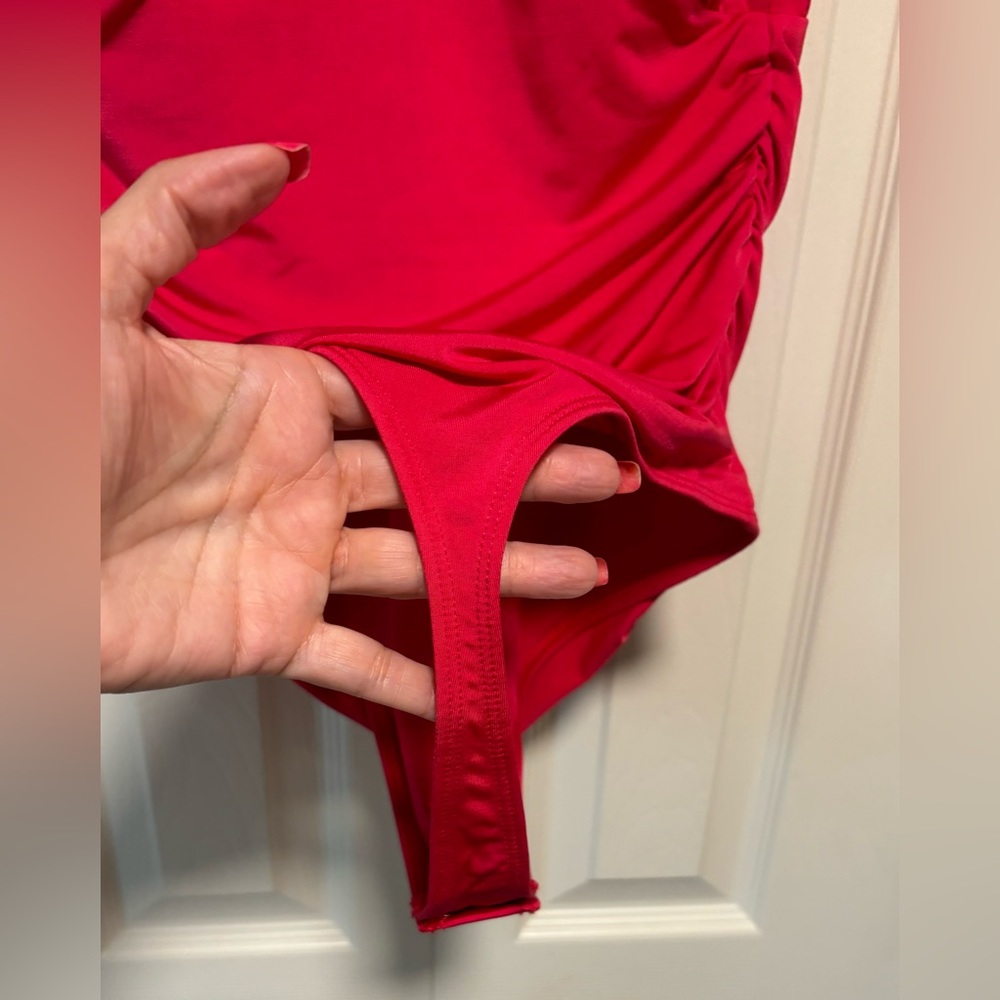 NWT EXPRESS Body Contour Collection Sculpting Bodysuit - Picture 4 of 7